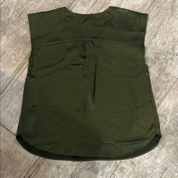LOFT Forest Green Sleeveless Blouse - Picture 7 of 8